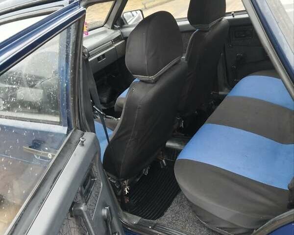 Синий ВАЗ 2109, объемом двигателя 1.5 л и пробегом 132 тыс. км за 1500 $, фото 3 на Automoto.ua