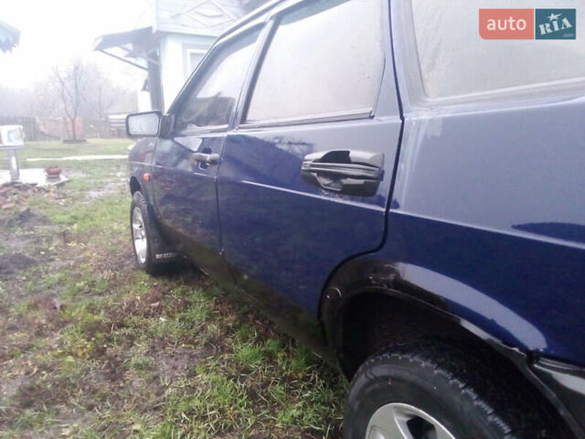 Синий ВАЗ 2109, объемом двигателя 1.5 л и пробегом 100 тыс. км за 1200 $, фото 2 на Automoto.ua