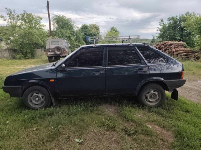Синий ВАЗ 2109, объемом двигателя 1.5 л и пробегом 250 тыс. км за 800 $, фото 1 на Automoto.ua