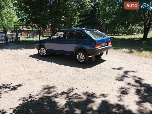 Синий ВАЗ 2109, объемом двигателя 1.5 л и пробегом 200 тыс. км за 1799 $, фото 1 на Automoto.ua
