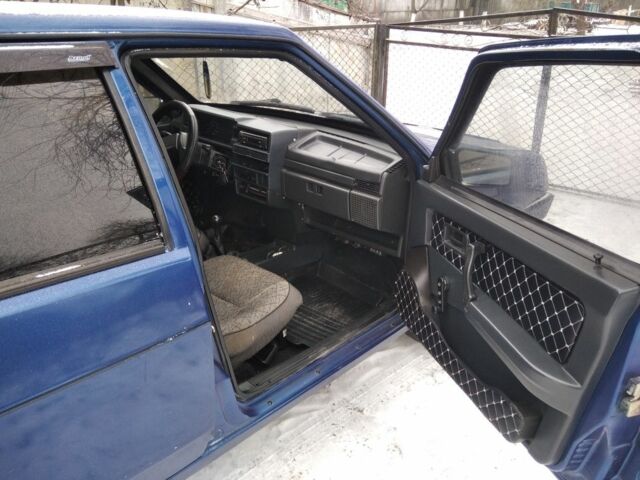 Синій ВАЗ 2109, об'ємом двигуна 1.5 л та пробігом 250 тис. км за 1100 $, фото 11 на Automoto.ua