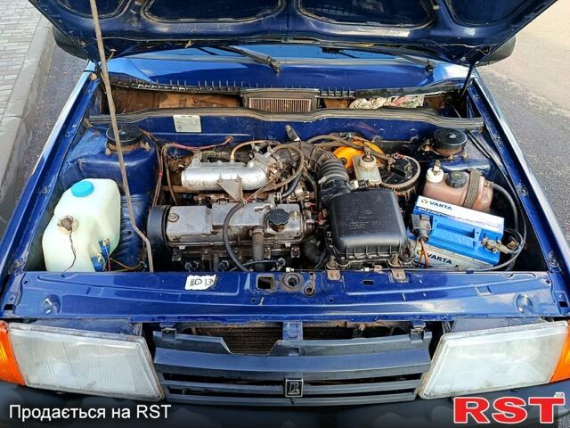 Синій ВАЗ 2109, об'ємом двигуна 1.5 л та пробігом 122 тис. км за 1750 $, фото 1 на Automoto.ua