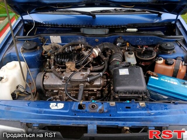 Синій ВАЗ 2109, об'ємом двигуна 1.6 л та пробігом 264 тис. км за 2100 $, фото 1 на Automoto.ua