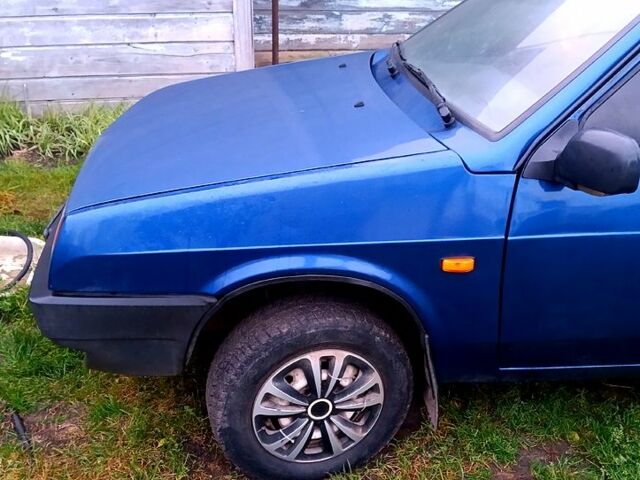 Синій ВАЗ 2109, об'ємом двигуна 1.6 л та пробігом 264 тис. км за 2100 $, фото 2 на Automoto.ua