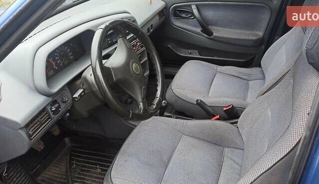 Синій ВАЗ 2109, об'ємом двигуна 1.6 л та пробігом 265 тис. км за 2000 $, фото 5 на Automoto.ua