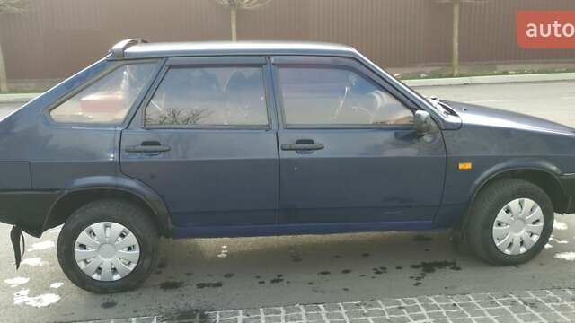 Синий ВАЗ 2109, объемом двигателя 1.6 л и пробегом 181 тыс. км за 1800 $, фото 3 на Automoto.ua