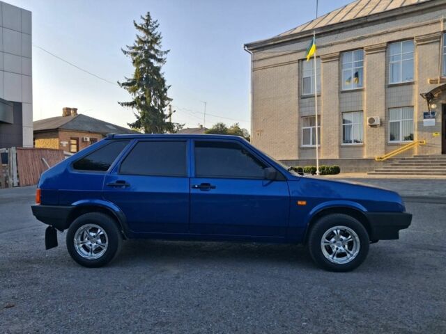 Синий ВАЗ 2109, объемом двигателя 0 л и пробегом 81 тыс. км за 3000 $, фото 1 на Automoto.ua