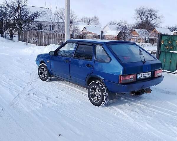 Синий ВАЗ 2109, объемом двигателя 1.6 л и пробегом 206 тыс. км за 1650 $, фото 2 на Automoto.ua