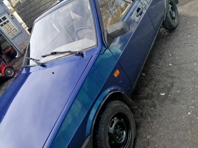 Синий ВАЗ 2109, объемом двигателя 1.5 л и пробегом 150 тыс. км за 2000 $, фото 5 на Automoto.ua