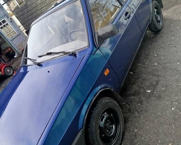 Синий ВАЗ 2109, объемом двигателя 1.5 л и пробегом 150 тыс. км за 2000 $, фото 4 на Automoto.ua