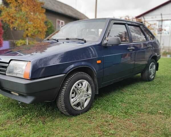 ВАЗ 2109 2008 в Черновцах на Automoto.ua Синий ВАЗ 2109, объемом двигателя 1.6 л и пробегом 203 тыс. км за 1950 $, фото 6 на Automoto.ua