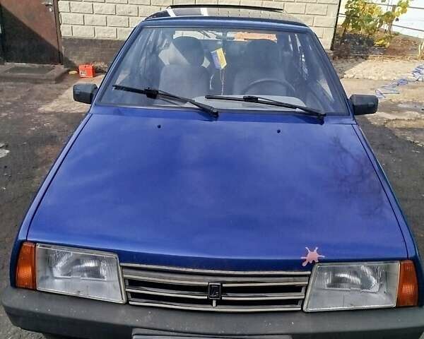 Синий ВАЗ 2109, объемом двигателя 1.5 л и пробегом 150 тыс. км за 2000 $, фото 5 на Automoto.ua