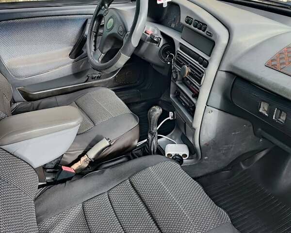 ВАЗ 2109 2008 в Черновцах на Automoto.ua Синий ВАЗ 2109, объемом двигателя 1.6 л и пробегом 203 тыс. км за 1950 $, фото 21 на Automoto.ua