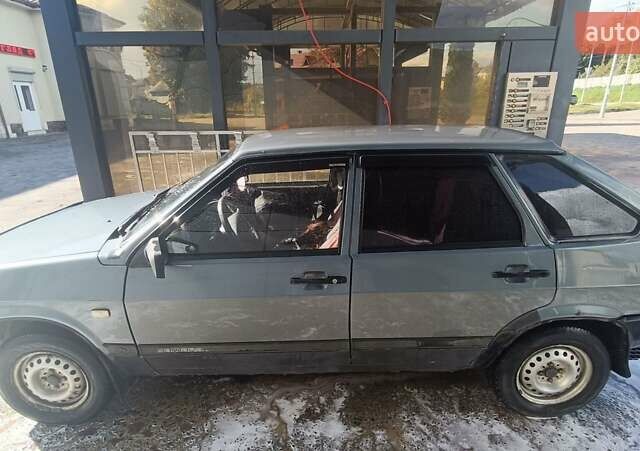 Синий ВАЗ 2109, объемом двигателя 1.5 л и пробегом 160 тыс. км за 1300 $, фото 6 на Automoto.ua