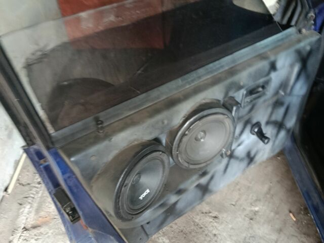 Синий ВАЗ 2109, объемом двигателя 1.5 л и пробегом 99 тыс. км за 428 $, фото 5 на Automoto.ua