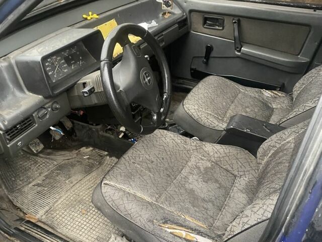 Синий ВАЗ 2109, объемом двигателя 0 л и пробегом 123 тыс. км за 250 $, фото 2 на Automoto.ua