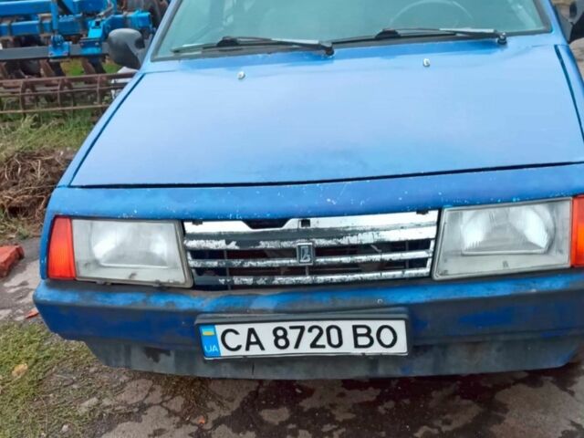 Синий ВАЗ 2109, объемом двигателя 1.3 л и пробегом 300 тыс. км за 650 $, фото 3 на Automoto.ua