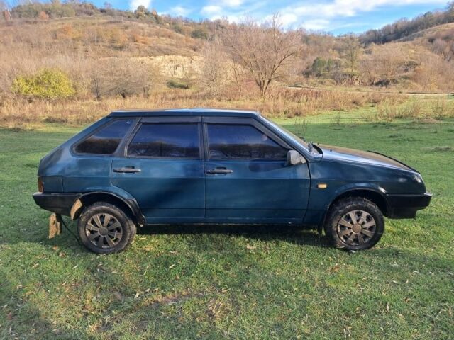 Синий ВАЗ 2109, объемом двигателя 1.5 л и пробегом 100 тыс. км за 1000 $, фото 2 на Automoto.ua