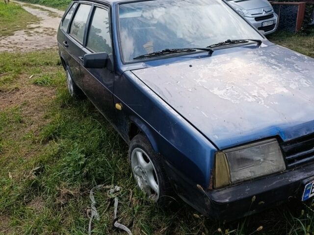 Синий ВАЗ 2109, объемом двигателя 1.5 л и пробегом 300 тыс. км за 300 $, фото 1 на Automoto.ua