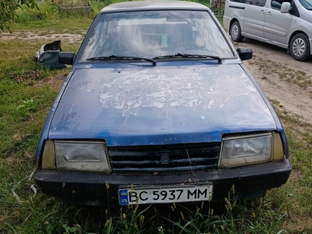 Синий ВАЗ 2109, объемом двигателя 1.5 л и пробегом 300 тыс. км за 300 $, фото 4 на Automoto.ua