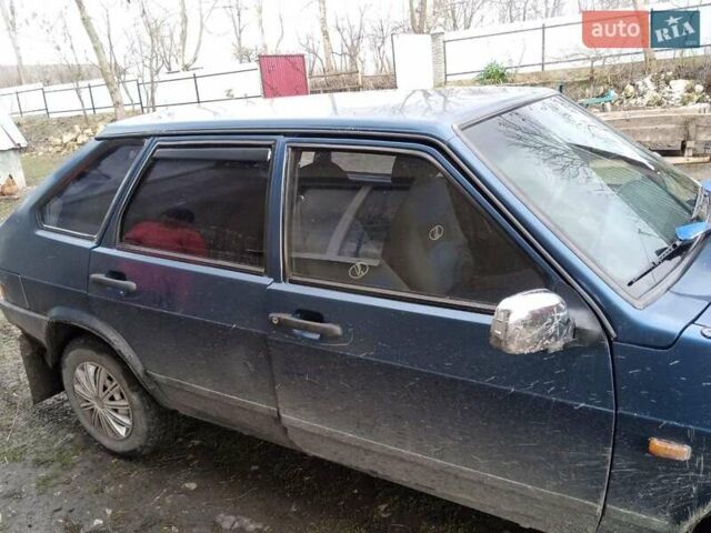 Синий ВАЗ 2109, объемом двигателя 1.5 л и пробегом 95 тыс. км за 1300 $, фото 2 на Automoto.ua