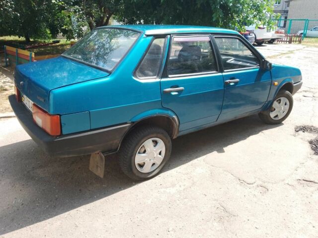 Синий ВАЗ 2109, объемом двигателя 1.5 л и пробегом 100 тыс. км за 1300 $, фото 4 на Automoto.ua