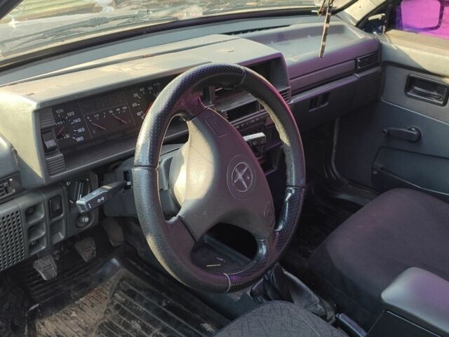 ВАЗ 2109 2004 в Шостке на Automoto.ua Синий ВАЗ 2109, объемом двигателя 1.5 л и пробегом 77 тыс. км за 1191 $, фото 3 на Automoto.ua