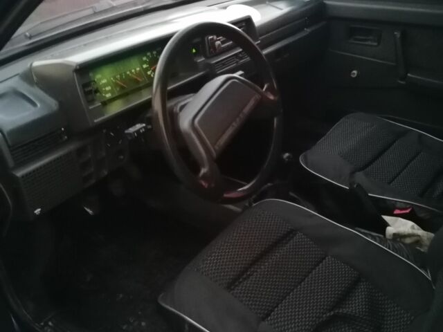 Синий ВАЗ 2109, объемом двигателя 1.5 л и пробегом 176 тыс. км за 1100 $, фото 5 на Automoto.ua