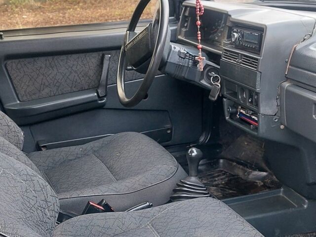 Синий ВАЗ 2109, объемом двигателя 1.5 л и пробегом 199 тыс. км за 1300 $, фото 2 на Automoto.ua