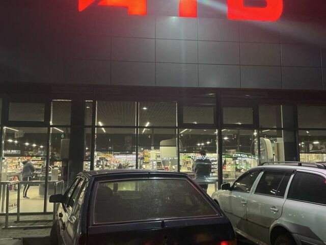 Синий ВАЗ 2109, объемом двигателя 1.5 л и пробегом 389 тыс. км за 750 $, фото 4 на Automoto.ua