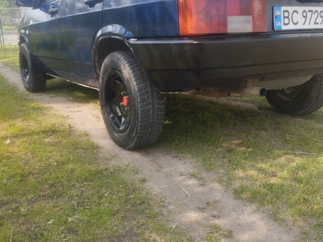 Синій ВАЗ 2109, об'ємом двигуна 1.5 л та пробігом 180 тис. км за 1300 $, фото 2 на Automoto.ua
