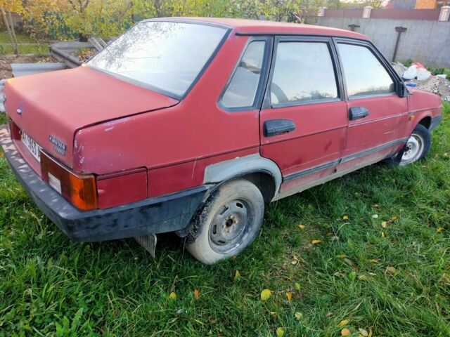 ВАЗ 2109 2006 в Ивано-Франковске на Automoto.ua Синий ВАЗ 2109, объемом двигателя 1.5 л и пробегом 250 тыс. км за 288 $, фото 2 на Automoto.ua