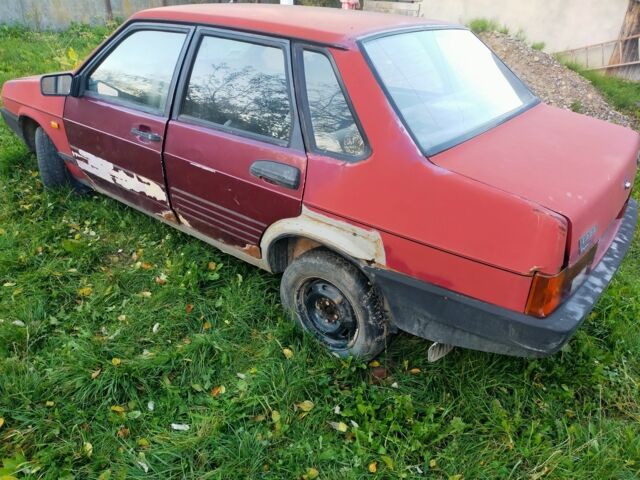 ВАЗ 2109 2006 в Ивано-Франковске на Automoto.ua Синий ВАЗ 2109, объемом двигателя 1.5 л и пробегом 250 тыс. км за 288 $, фото 3 на Automoto.ua