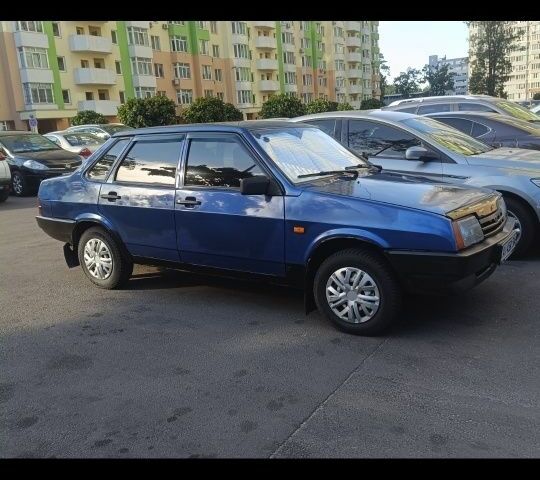 Синій ВАЗ 2109, об'ємом двигуна 1.6 л та пробігом 186 тис. км за 1024 $, фото 1 на Automoto.ua