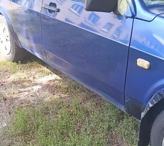 Синій ВАЗ 2109, об'ємом двигуна 1.6 л та пробігом 186 тис. км за 1024 $, фото 4 на Automoto.ua