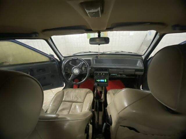 Синій ВАЗ 2109, об'ємом двигуна 1.5 л та пробігом 100 тис. км за 1100 $, фото 6 на Automoto.ua