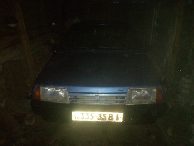 Синий ВАЗ 2109, объемом двигателя 1.5 л и пробегом 266 тыс. км за 650 $, фото 2 на Automoto.ua