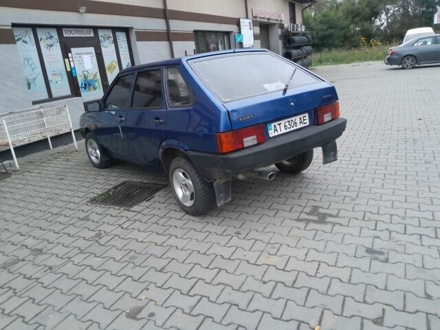 Синий ВАЗ 2109, объемом двигателя 1.5 л и пробегом 180 тыс. км за 1600 $, фото 3 на Automoto.ua