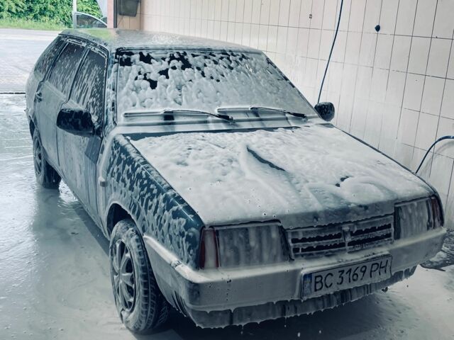 Синий ВАЗ 2109, объемом двигателя 1.3 л и пробегом 300 тыс. км за 477 $, фото 3 на Automoto.ua