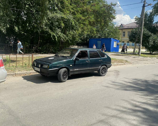 Зеленый ВАЗ 2109, объемом двигателя 1.3 л и пробегом 300 тыс. км за 1200 $, фото 5 на Automoto.ua