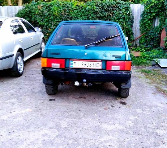 Зеленый ВАЗ 2109, объемом двигателя 1.3 л и пробегом 37 тыс. км за 1100 $, фото 2 на Automoto.ua