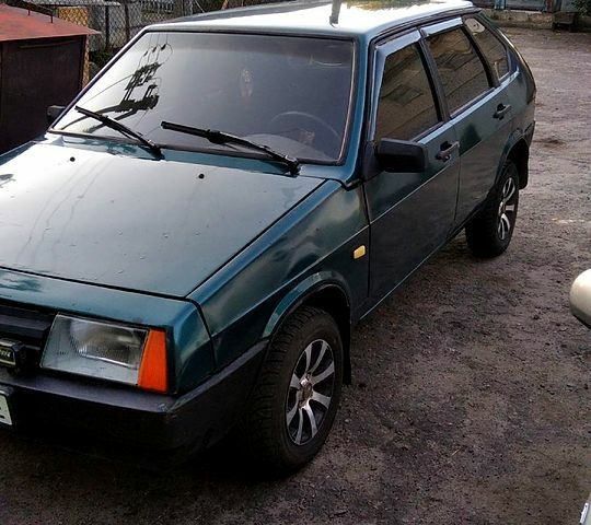 Зеленый ВАЗ 2109, объемом двигателя 1.3 л и пробегом 37 тыс. км за 1100 $, фото 1 на Automoto.ua