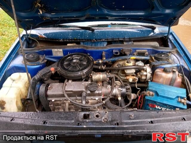 Зеленый ВАЗ 2109, объемом двигателя 1.5 л и пробегом 200 тыс. км за 1100 $, фото 4 на Automoto.ua