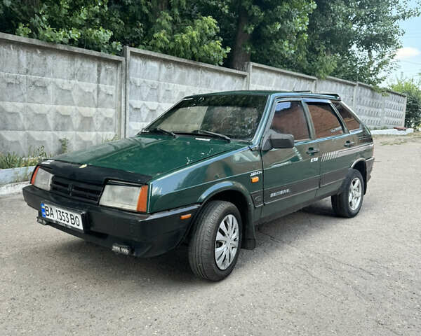 Зеленый ВАЗ 2109, объемом двигателя 1.5 л и пробегом 100 тыс. км за 1097 $, фото 3 на Automoto.ua