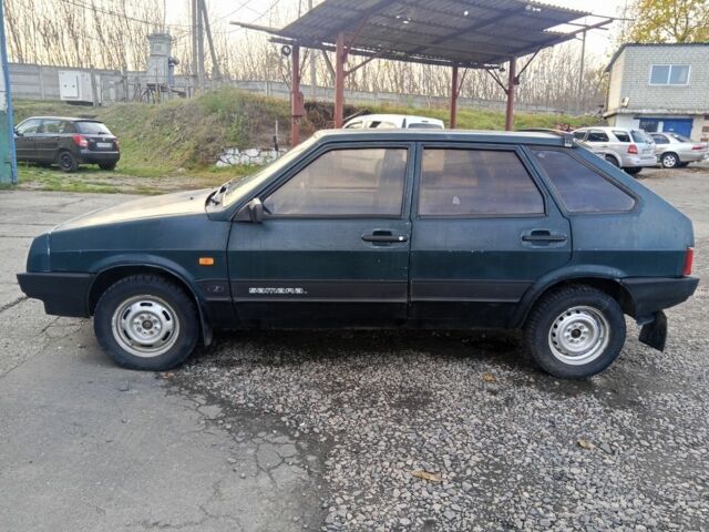 ВАЗ 2109 1991 в Черкассах на Automoto.ua Зеленый ВАЗ 2109, объемом двигателя 1.3 л и пробегом 80 тыс. км за 1074 $, фото 1 на Automoto.ua