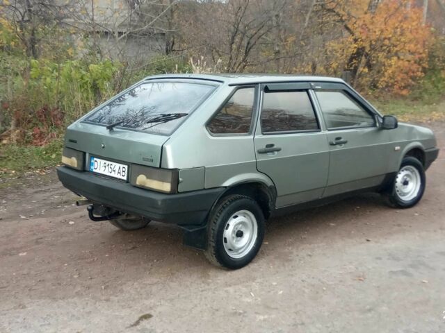 Зеленый ВАЗ 2109, объемом двигателя 1.3 л и пробегом 330 тыс. км за 566 $, фото 9 на Automoto.ua