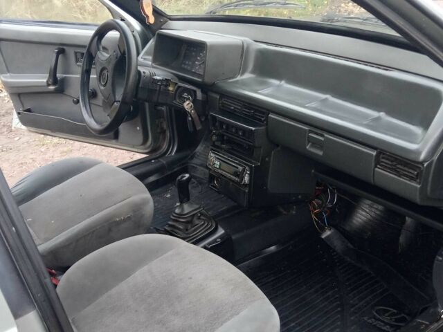 Зеленый ВАЗ 2109, объемом двигателя 1.3 л и пробегом 330 тыс. км за 566 $, фото 15 на Automoto.ua