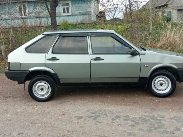 Зеленый ВАЗ 2109, объемом двигателя 1.3 л и пробегом 330 тыс. км за 566 $, фото 7 на Automoto.ua