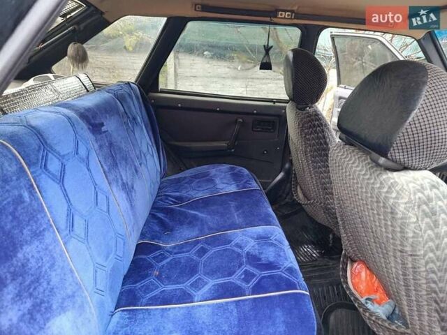 Зеленый ВАЗ 2109, объемом двигателя 1.3 л и пробегом 500 тыс. км за 1000 $, фото 4 на Automoto.ua