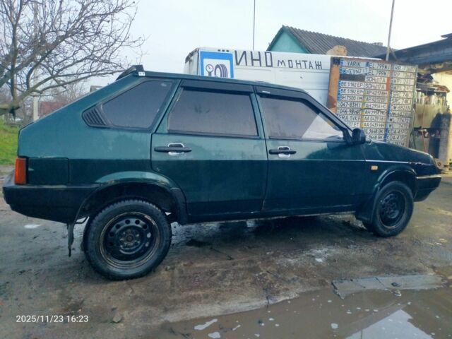 Зеленый ВАЗ 2109, объемом двигателя 1.3 л и пробегом 333 тыс. км за 650 $, фото 2 на Automoto.ua